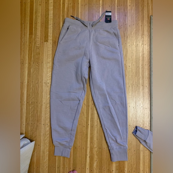 BNWT Fruit of the Loom crafted comfort matching sweatsuit - Picture 4 of 5